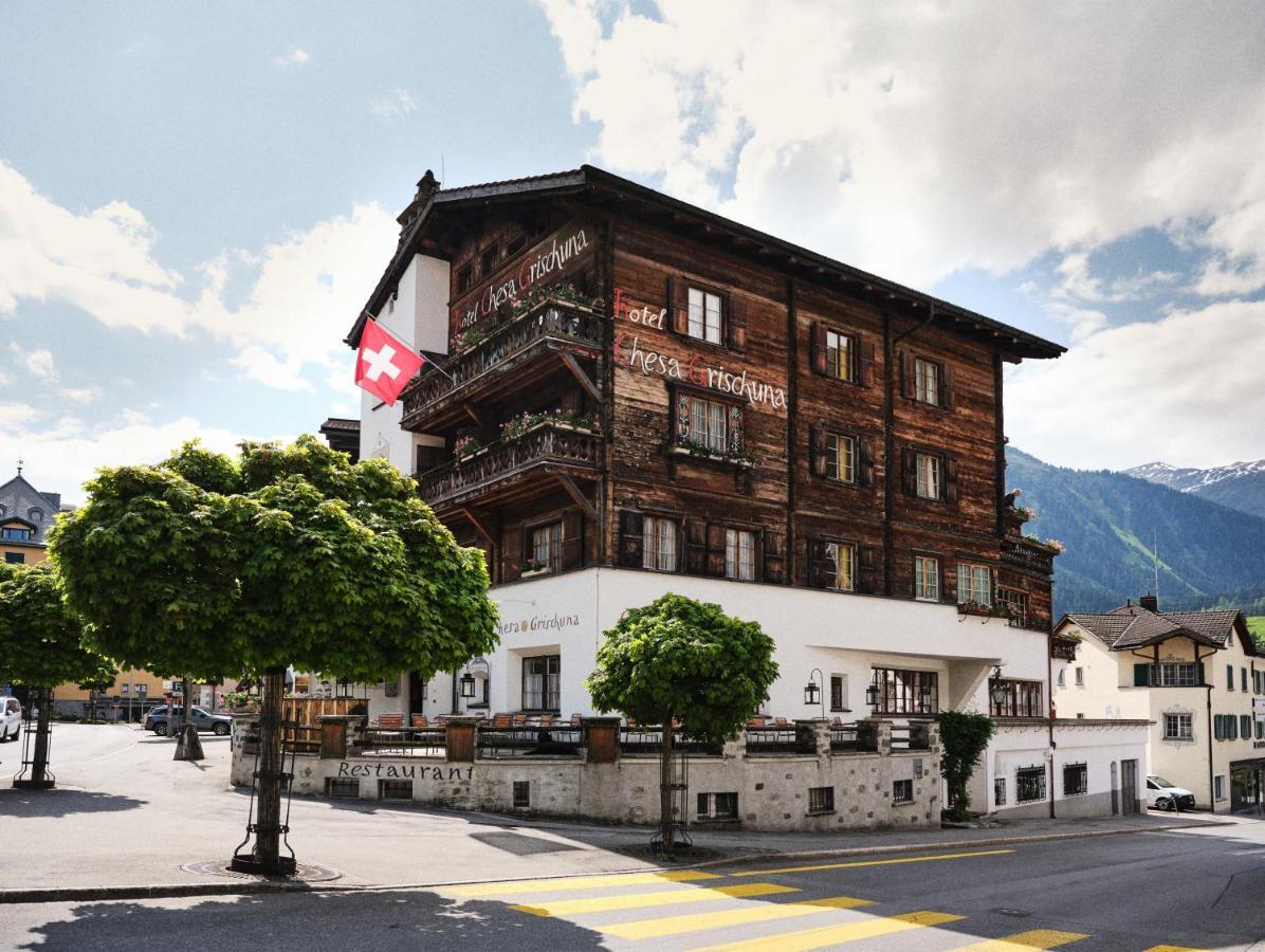 Hotel Chesa Grischuna Klosters Exterior photo